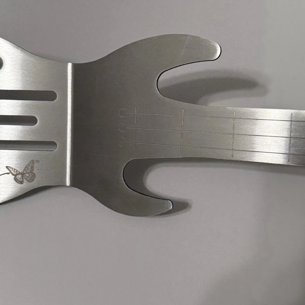 Dolly Parton Grill Spatula - Picture 11 of 16